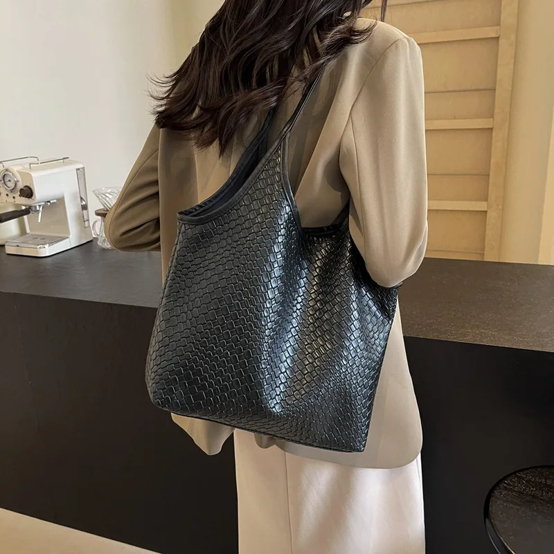 

Solid Color PU Bucket Tote Bag Women's Large Capacity Korean Shoulder Bags 2024 New Fashion Lightweight PU Handbag