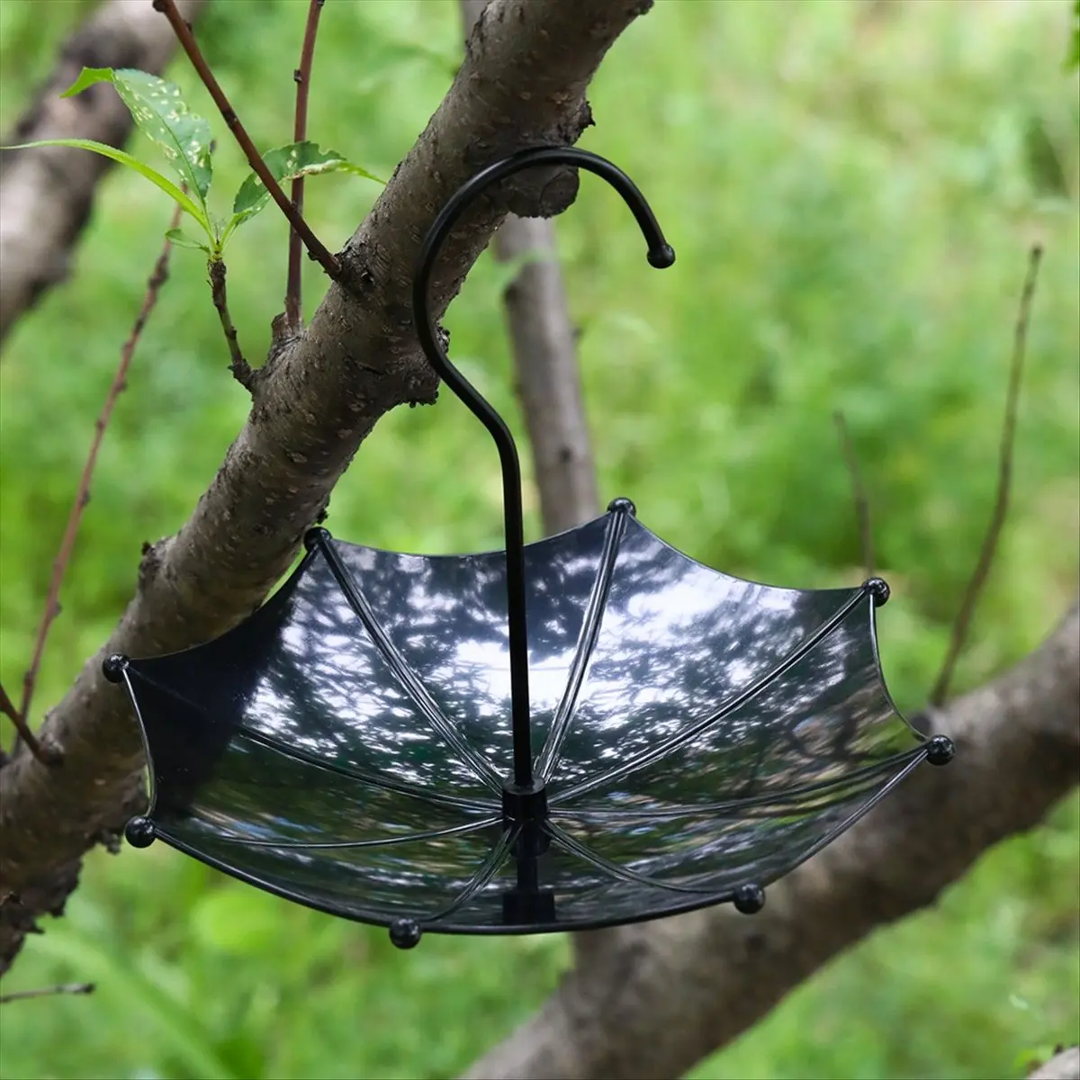 ETRT Bird Feeding Tray Umbrella Design Hanging Platform Bird Feeder Easy-Clean Bird Feeding Tray for Garden