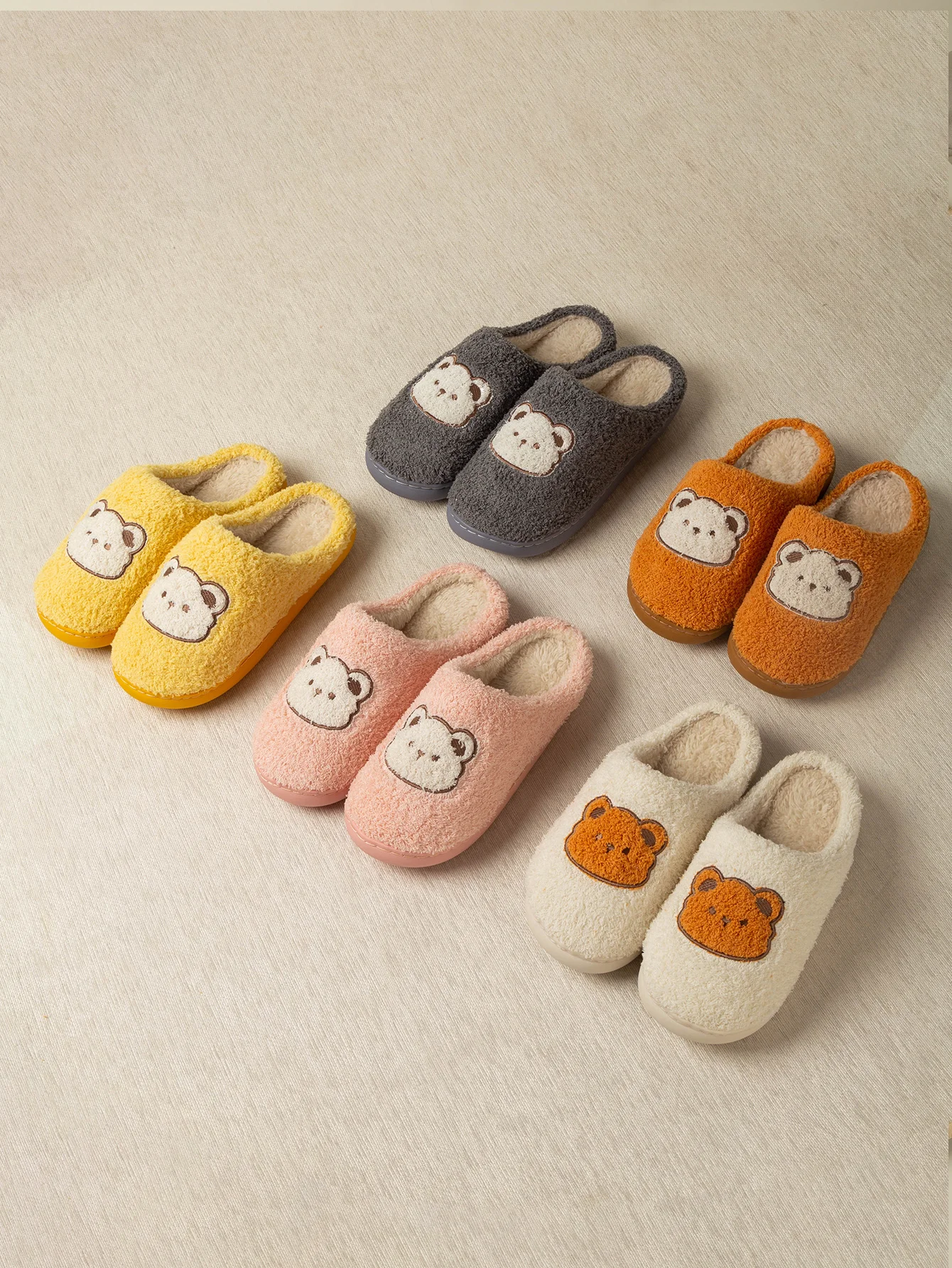 Cartoon Cute Bear Plush Slippers Warm Cotton Sherpa Antiskid Couples House Comfortable Shoes for Winter Autumn Half Bench Shoes