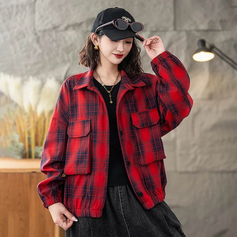 Giacca camicia corta allentata casual per donna Primavera Nuovo top scozzese con maniche a pipistrello retrò e alla moda primaverili e autunnali JJ834