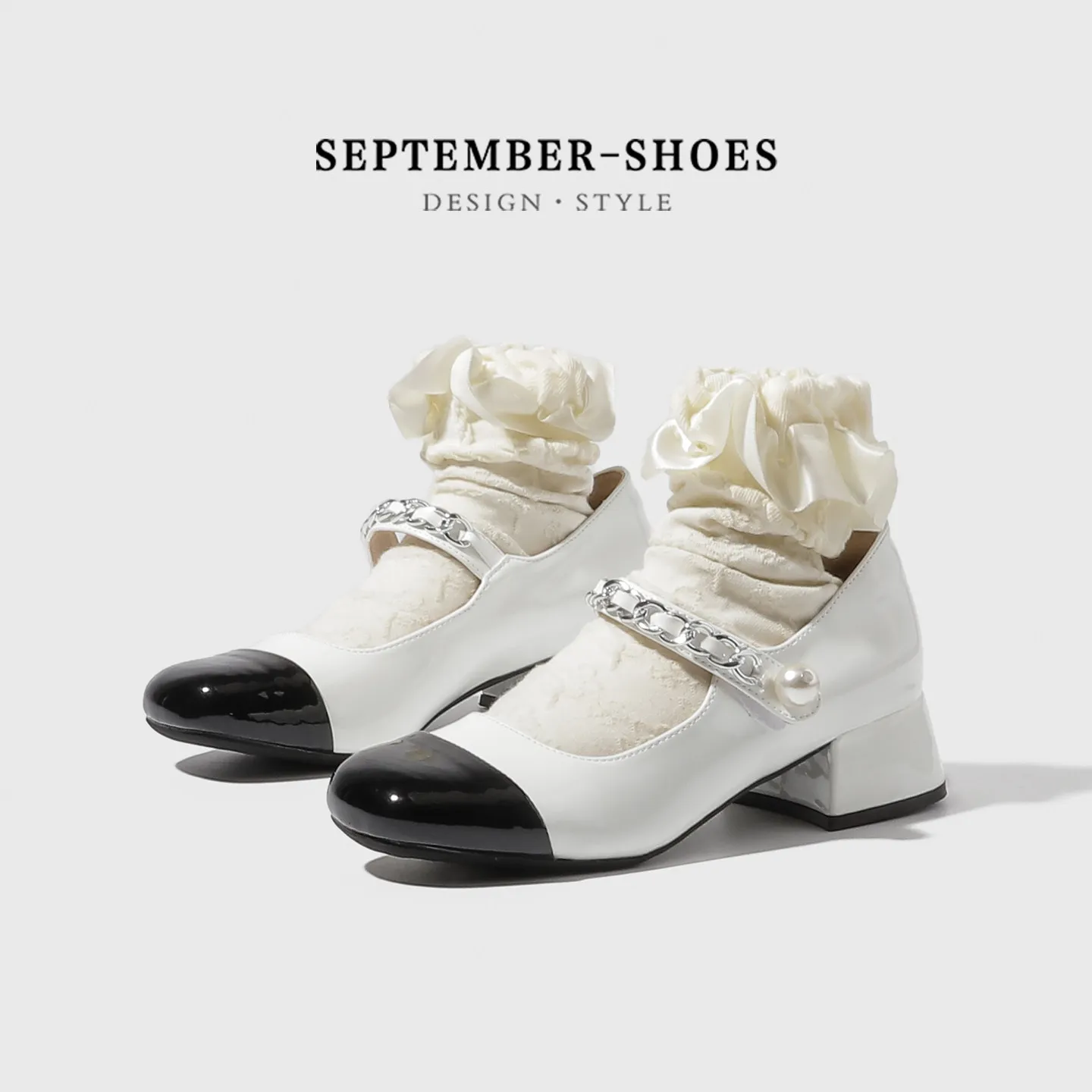 Sweet Lolita  Mary Jane Shoes Women Pearl Chain Strap Square Toe Block Heel French Vintage Mid Heel Dress Party Leather Shoes