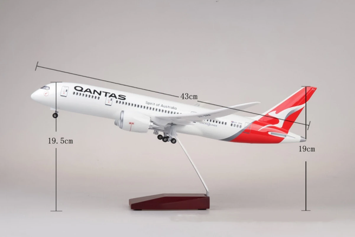 Modelli di aeroplani in scala 1/130 787 QANTAS Airways Airlines W Aereo giocattolo leggero e ruote per bambini Collezione o regalo