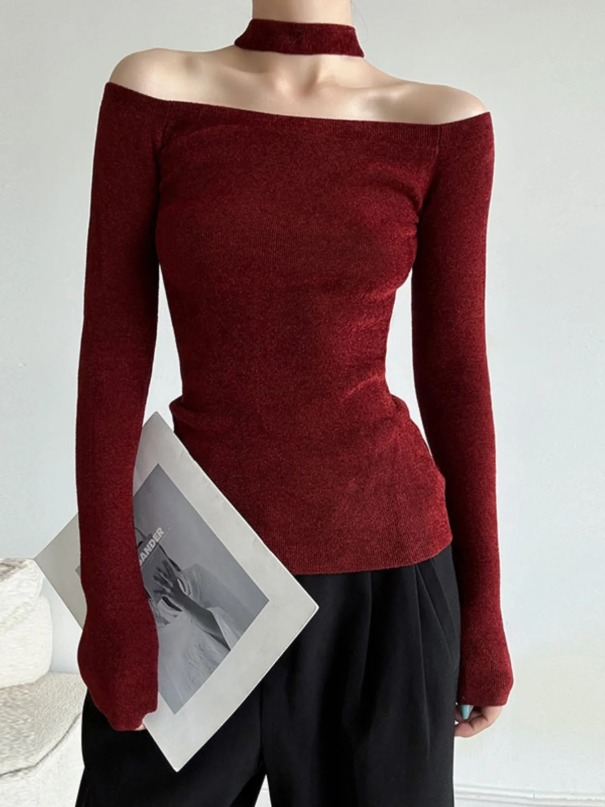 

Shoulder Bared Knitted Sweater Women's Tight Fit Neck Hanging Style Autumn Winter High Fashion Base Layer Shirt Sexy Pure Des...