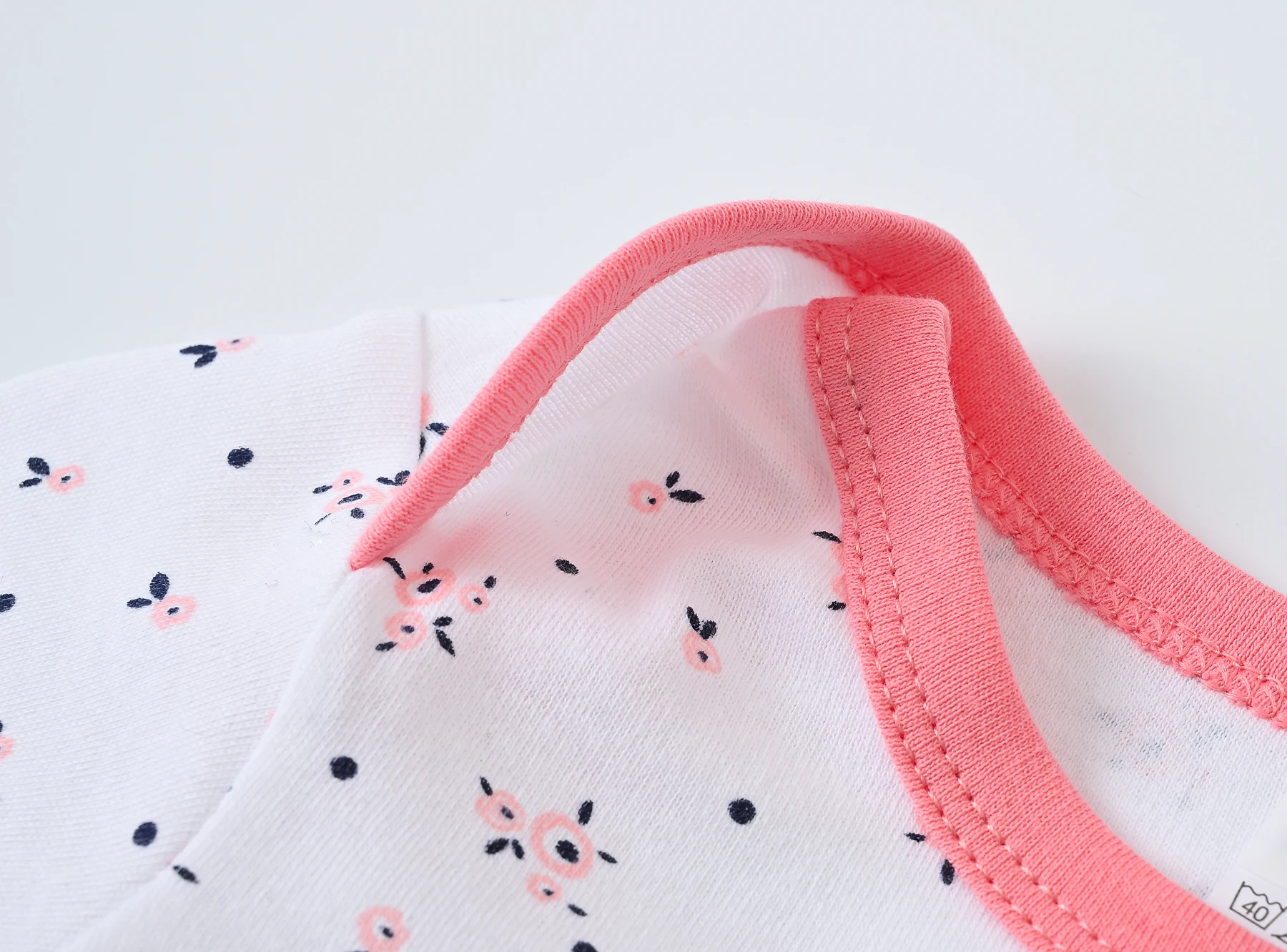 Baby-Mädchen-Body mit langen Ärmeln aus Baumwolle, 3-teiliges Set mit Hirsch-, Blumen- und Karomuster, Baby-Strampler, Einteiler, Frühlings- und Herbstkleidung, Jumpsuit, Sonnenanzug – Detail 12