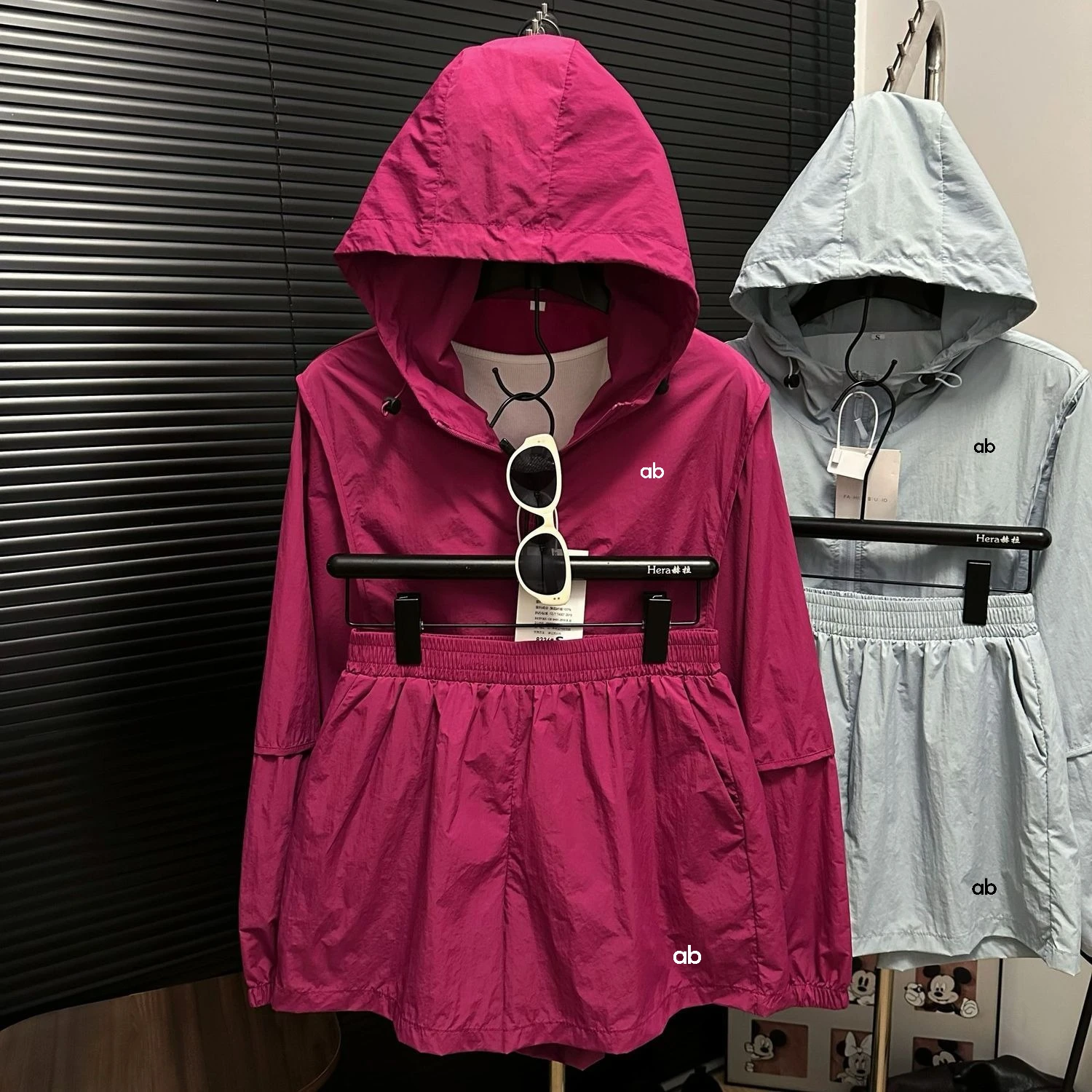 Women Summer Thin 2‑Piece Outfit Hooded Jacket & Shorts Set Elegant Casual Slim Fit Tracksuit Unique Design Sport Two Piece Suit