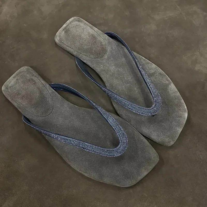 

2026 Summer Flip Flops Women Slippers Rhinestone Flip-flops Women's Shoes Wear Beach Square Head Flat Bottom Sandalias Mujer
