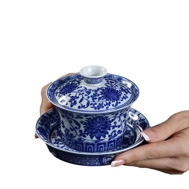 

Jingdezhen blue and white porcelain shop, intertwined branches, lotus, three-talent cover bowl, antique large household kung fu