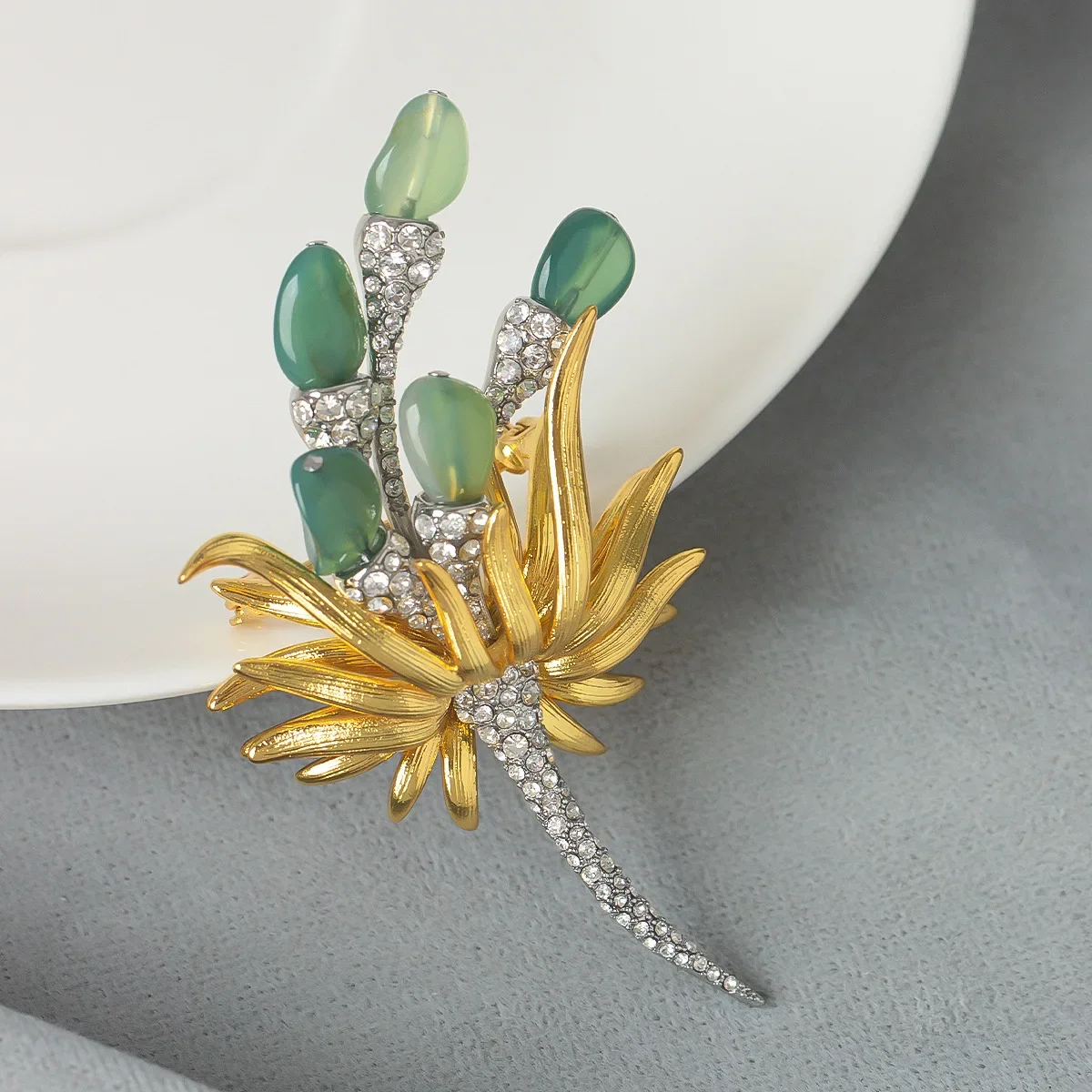 925 Silver brand OEMG Exquisite Brooch