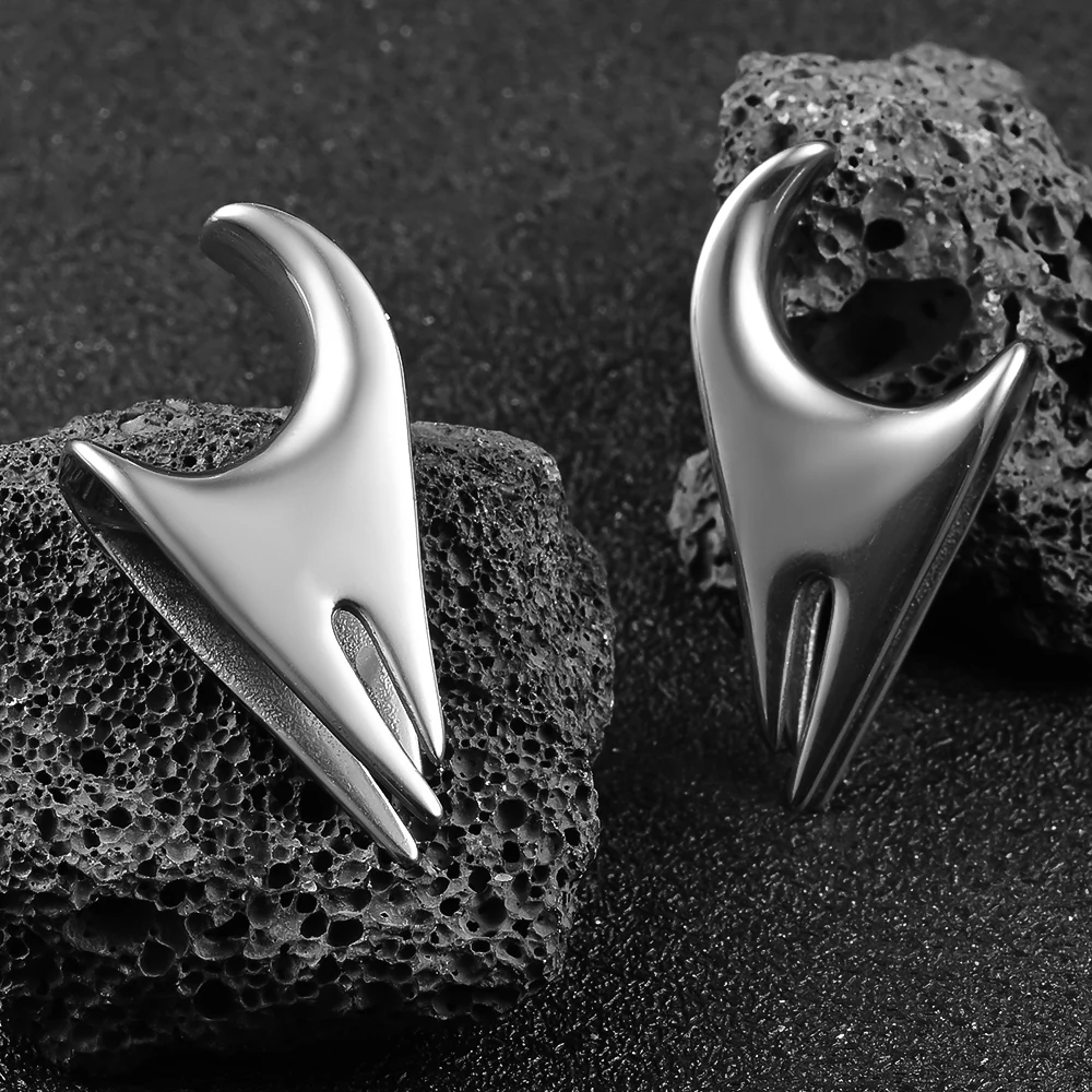 Vanku 2PCS Stainless Steel Ear Plugs Expander Victory Saddle Tunnels Ear Gauges Piercing Body Jewelry For Women Ears Stretcher