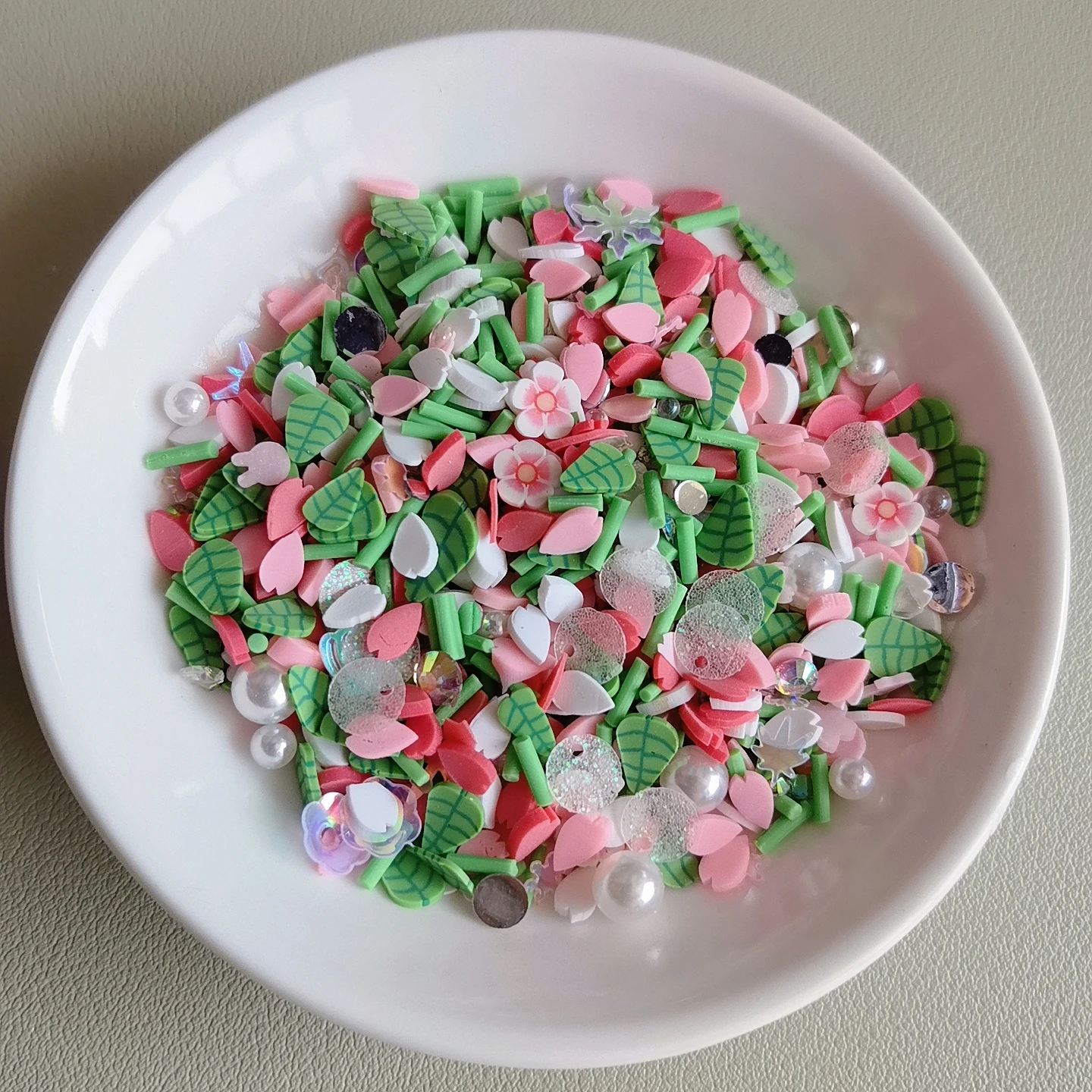 Polymer Clay Sprinkles Mixed Flower Leaves Clay Slices Soft Pottery for DIY Crafts Filling Accessories