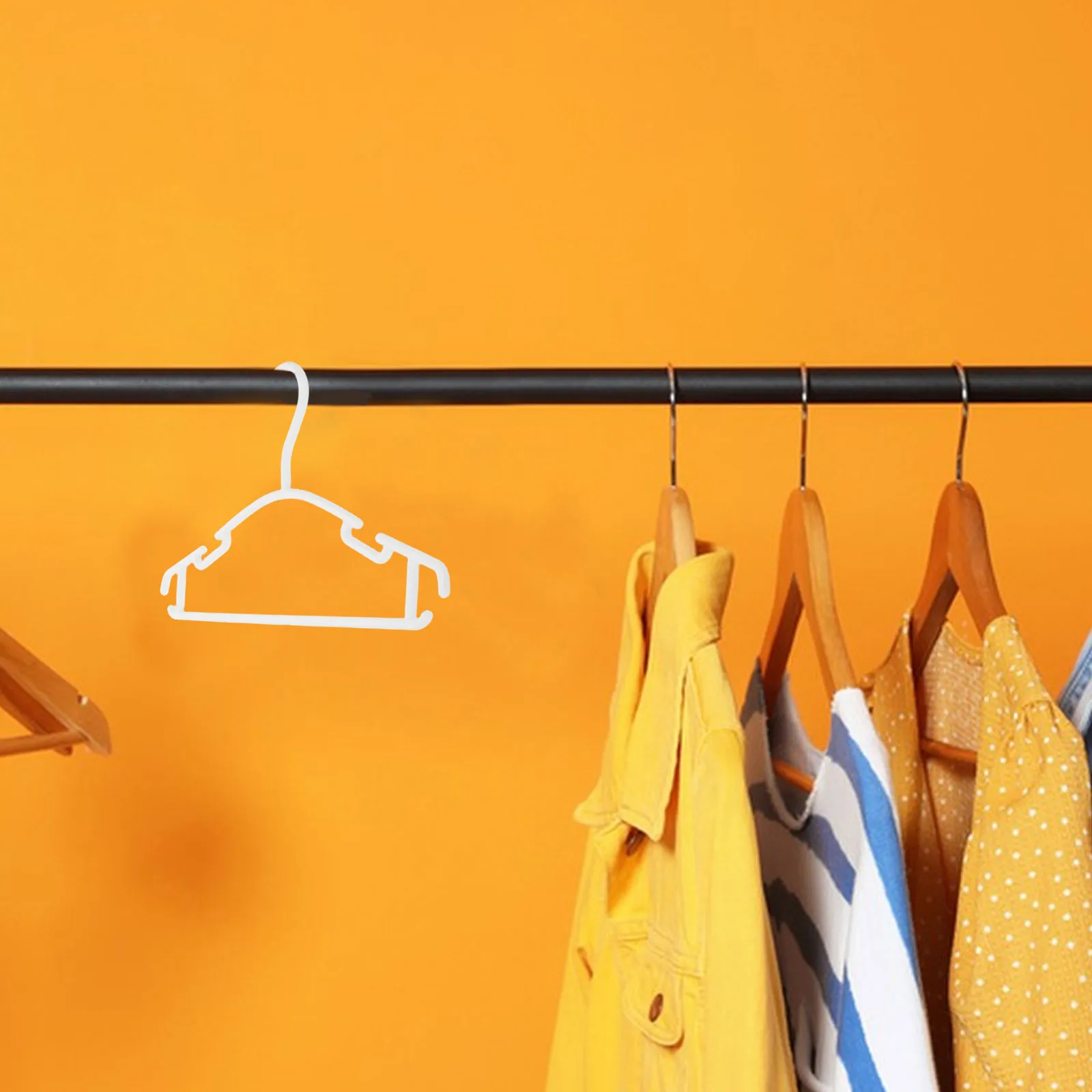 

40Pcs Clothes Hangers Thickened Plastic Non-Slip Coat Hangers Pet Clothes Organizer