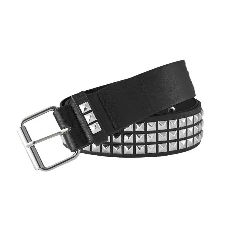 New vintage-style belt with square beads and rivets, metal pyramid-shaped belt. Unisex punk-style belt with five-bull design, su