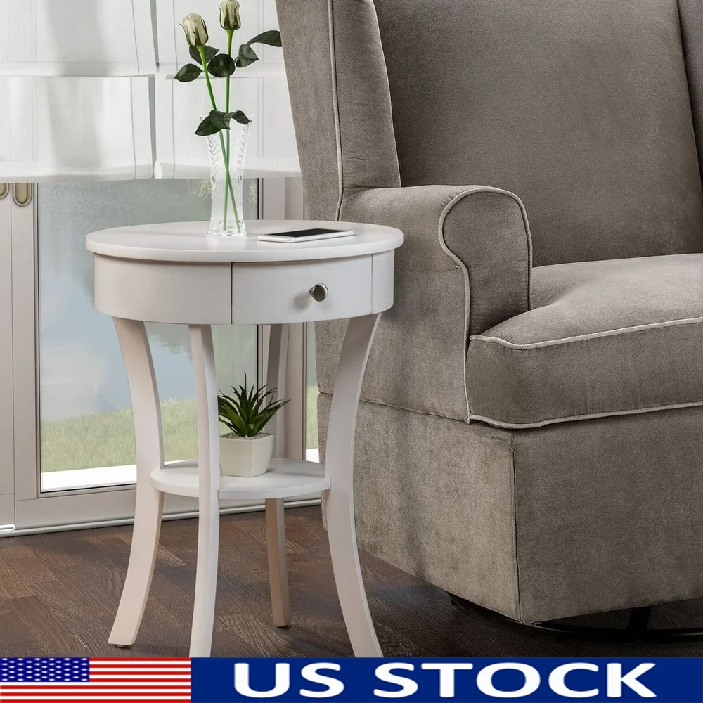 

Классический столик Schaffer с выдвижным ящиком и нижней полкой из массива дерева. Элегантно изогнутые ножки. Витрина для хранения в помещении.