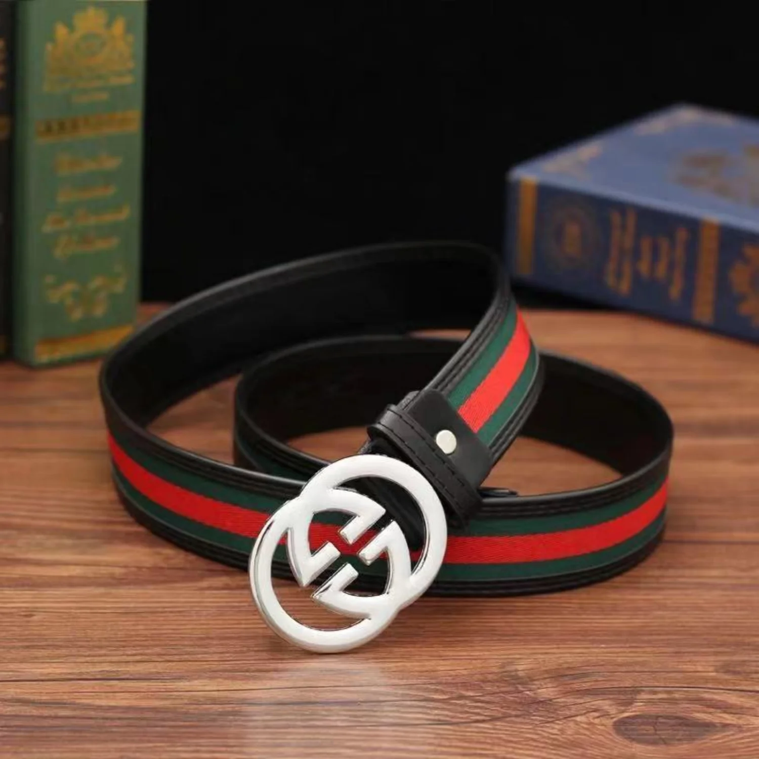2026 ฉบับใหม่ - เข็มขัดดีไซเนอ - Off White Belt บทวิจารณ์และราคา