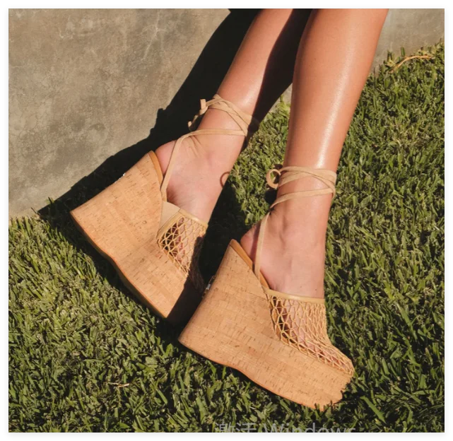 Mesh Caged Plateau Wedges Sandalen Nude/Black Lace Up Super High Heels 2025, Sommerneu in Luxus-Designer-Partyschuhen für Damen