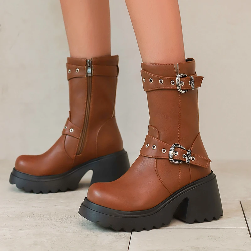 

YMECHIC 2025/Новые зимние женские ботинки на толстом каблуке с круглой головкой и боковой молнией с заклепками и металлической пряжкой на ремне, нескользящая женская обувь для вечеринок