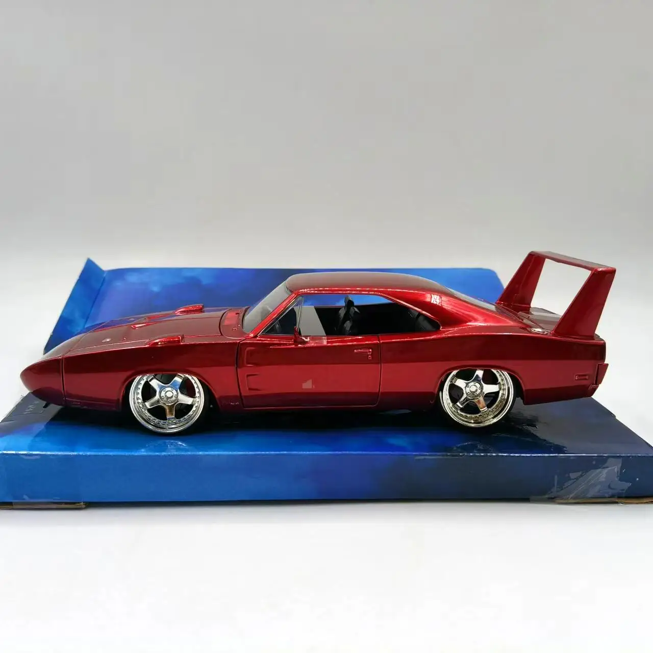 Odlewany model samochodu Jada Dodge w skali 1:24, rzadki, ze stopu, kolekcjonerski, zabawka, prezent, pamiątka, ozdoba do ekspozycji.