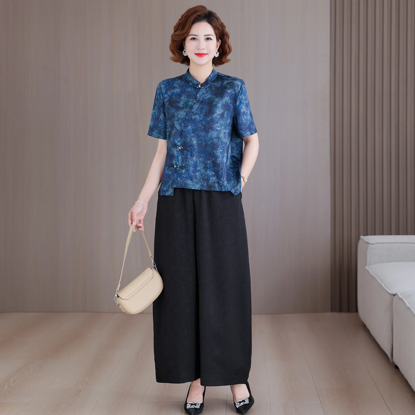

2026 Stripe Black velvet Pants Loose Sets Summer Batwing Sleeve Casual Two Pieces Sets Women Elegant Vintage Party Ladies Suits