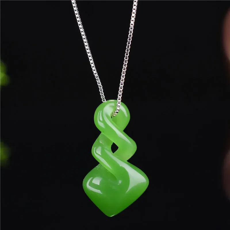 

Natural Hetian Jade Green Colour Pendant Fashion Accessories Hand-Carved man and woman Luck Amulet Gifts