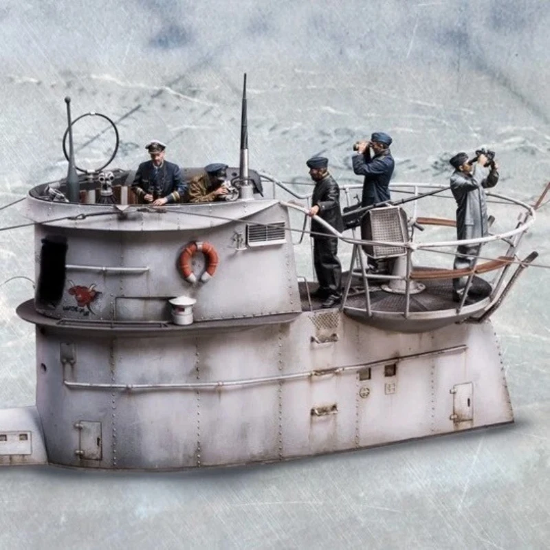 

1/35 Scale Diecast Resin Figure Model Kit U-boat Commander and Crew 5 Figures Unassembled Unpainted No Boat