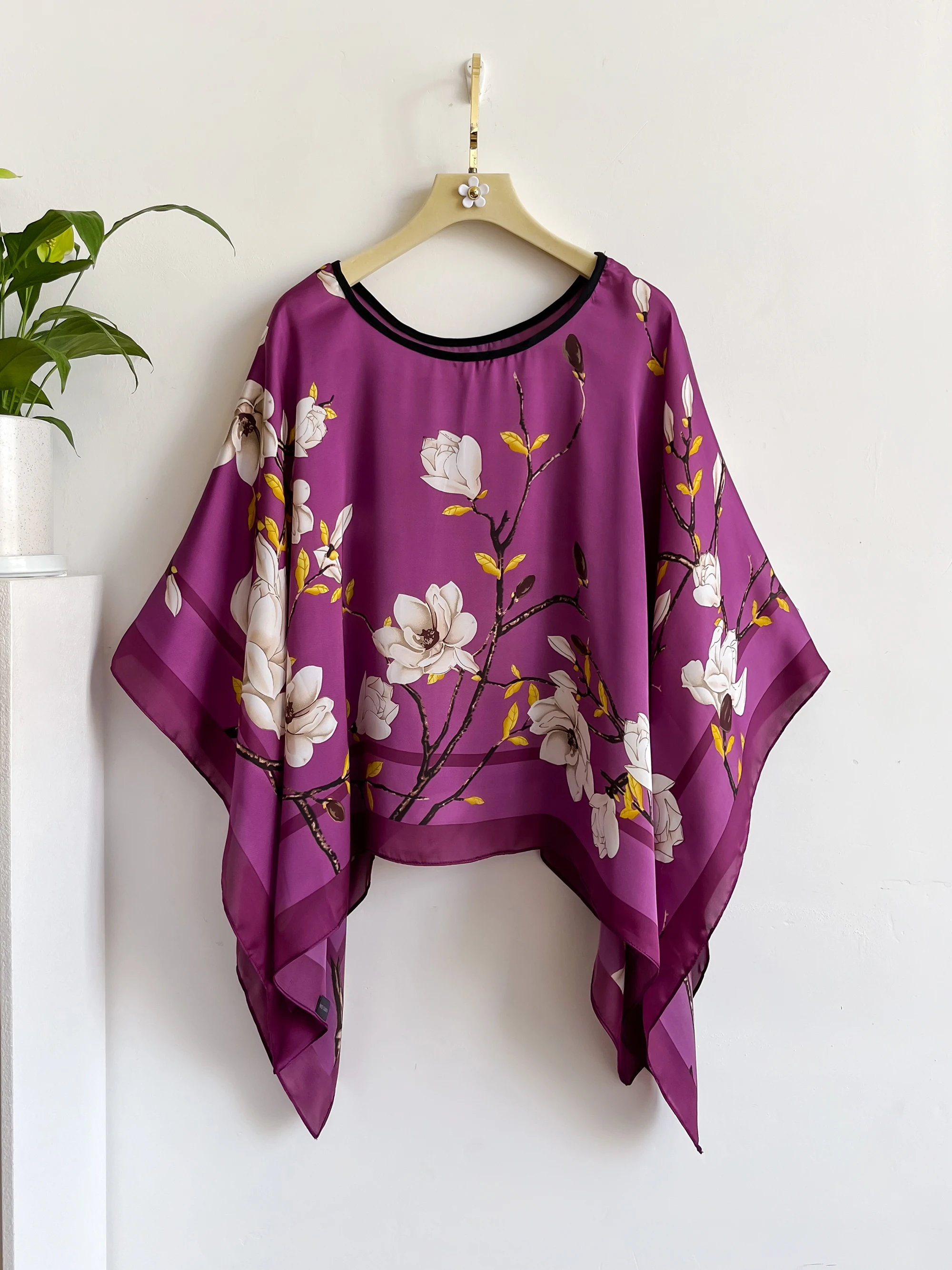 Neue Marke Schal Seide Schal Farbe Skizze Tiermotive 110cm quadratische Schals drucken Pullover Frau Stirnband Schal