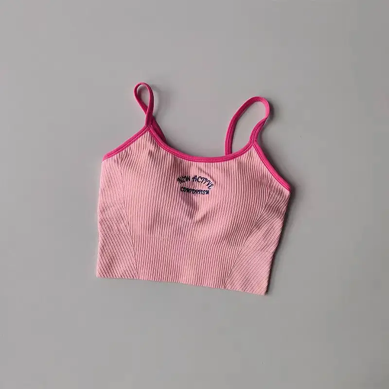 حمالة صدر رياضية بألوان متباينة مع أكواب ثابتة للنساء - مثالية للياقة البدنية والجري والبيلاتيس والتدريب الجاف واليوجا (يمويا يمكن ارتداؤها مثل O