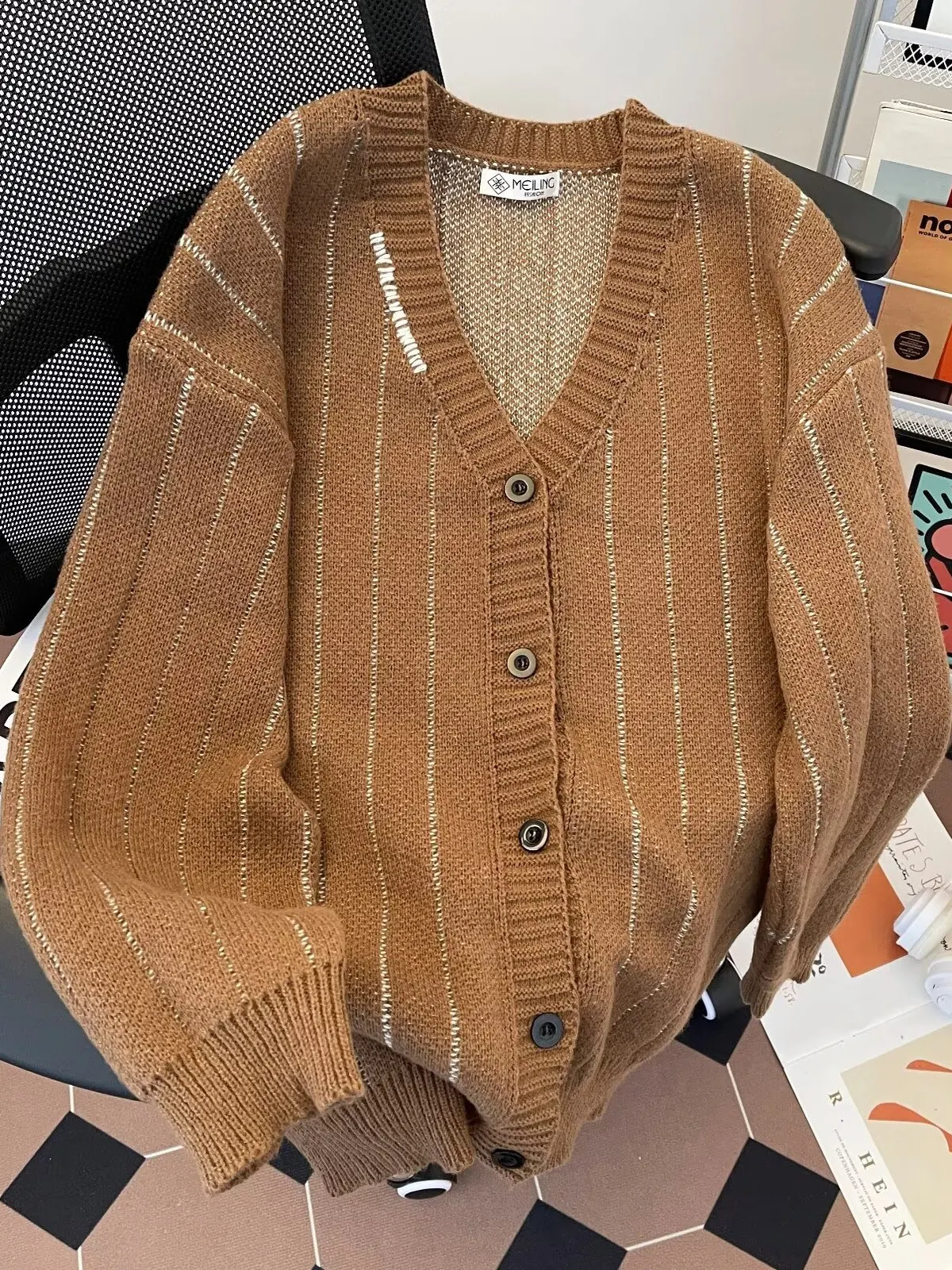 

Открытый кардиган в американскую полоску в стиле ретро, свитер для мужчин и женщин, осень-зима, свободный повседневный вязаный джемпер для колледжа с v-образным вырезом