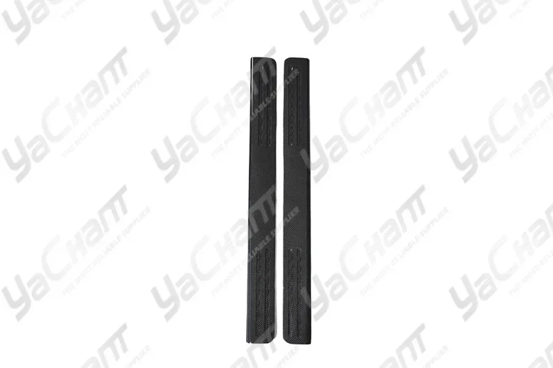 Car-Styling Dry Carbon Fiber Plain Carbon Weave 2015-2019 F488 GTB & Spider Kick Panel Door Sill without Letters