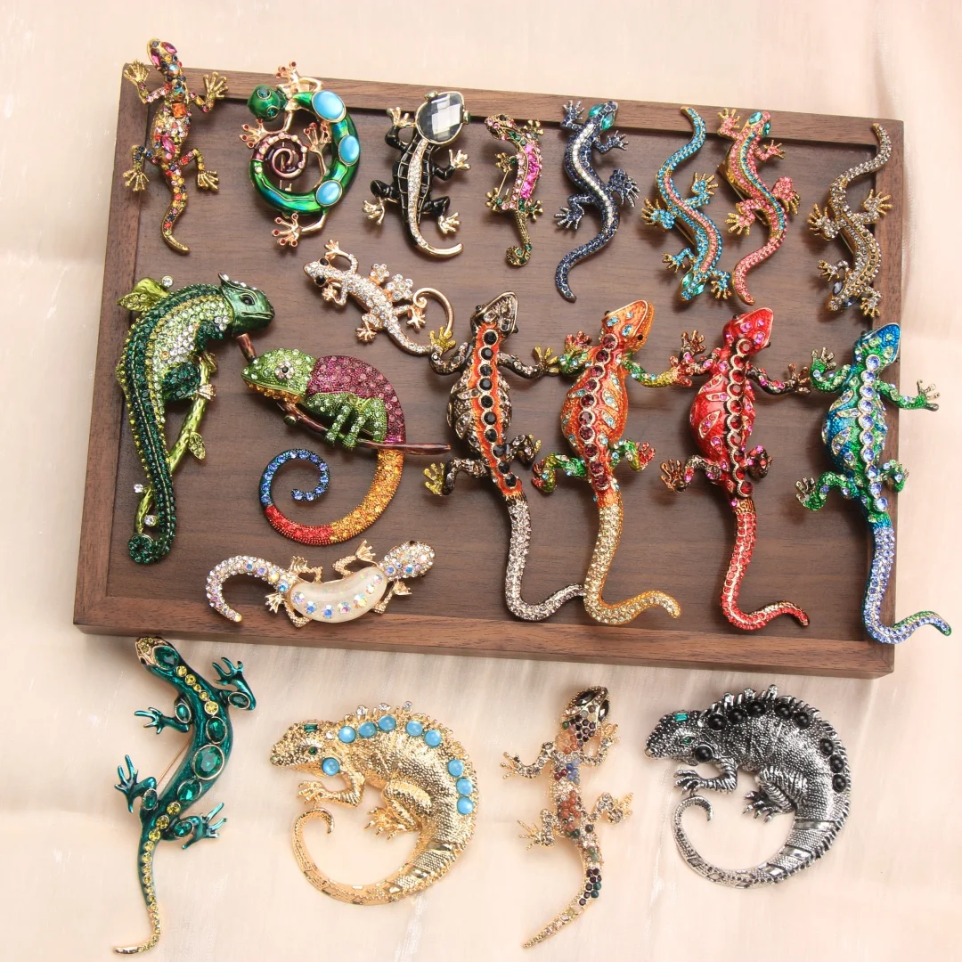 Baroque Luxury Beautiful Lizard and Chameleon Animal-Inspired Brooches and Pins for Men and Women, Jewelry Fashion Accessories
