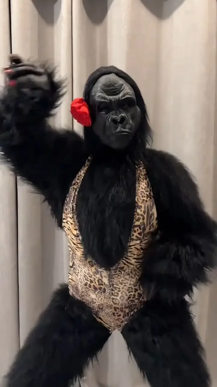 Tiktok Live Streaming cosplay costume Adult King Kong Gorilla Mascot Party Advertising Plush Cartoon Doll Clothing Performance