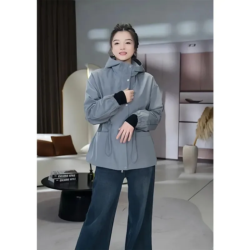 

Ln The Spring 2025 The New Women's Casual Joker Hooded Coat Style Jacket Loose Female Slim Waist School Overcame The Overwear