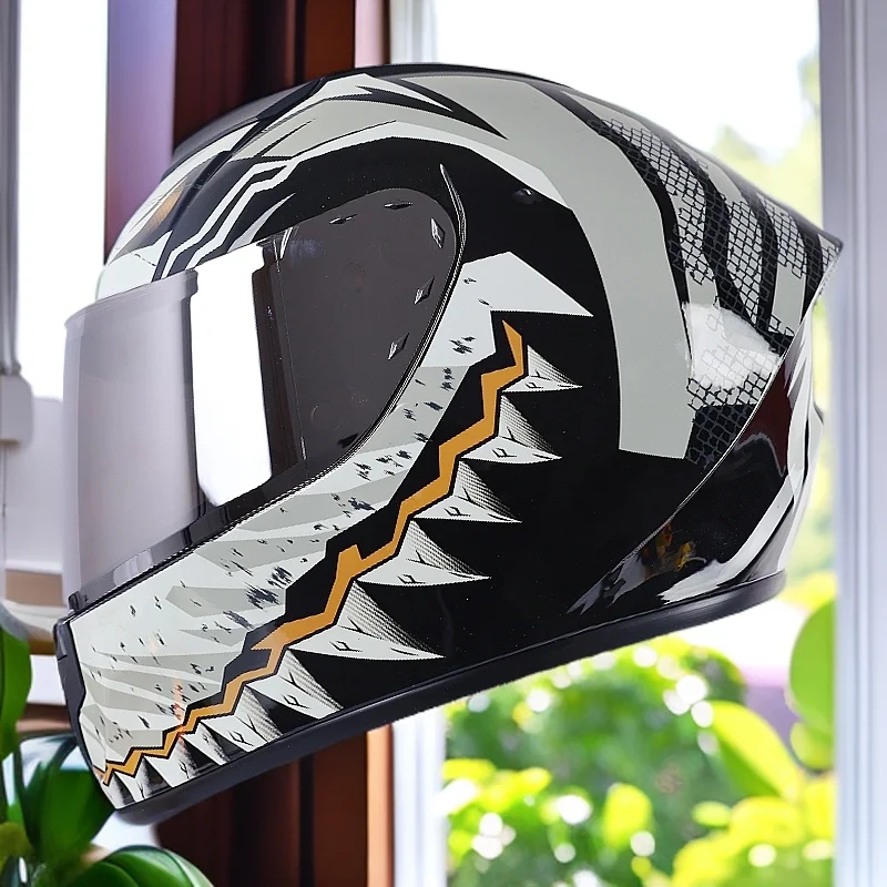 

Fashionable small tail wing niche print design motorcycle helmet suitable for couples all year round