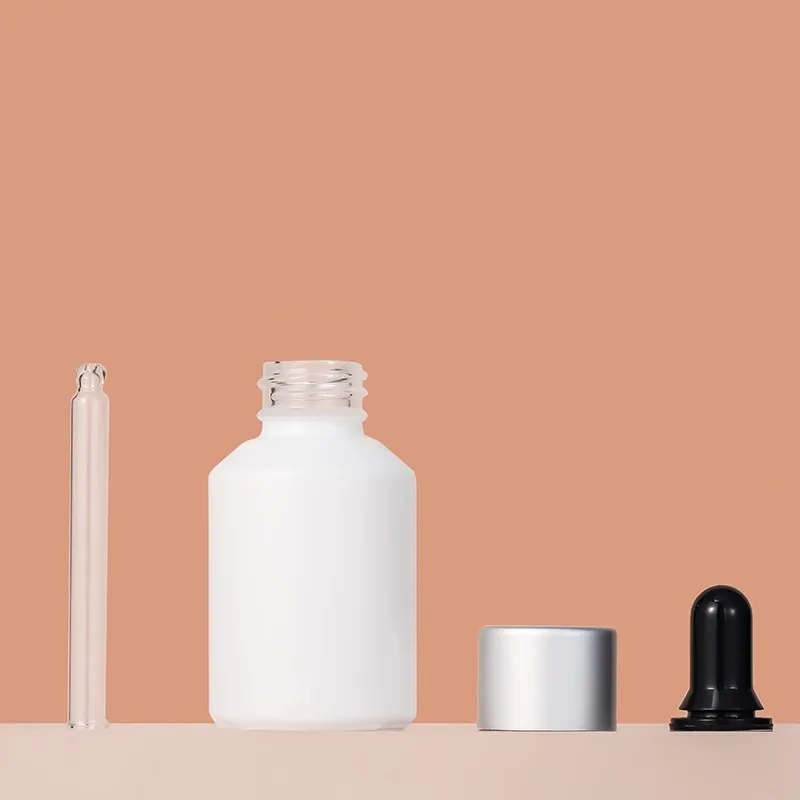 10/25pcs 30ml Empty Dropper Bottles White Glass Essential Oil Bottle With Pipette Attar oil Bottle Refillable Bottle