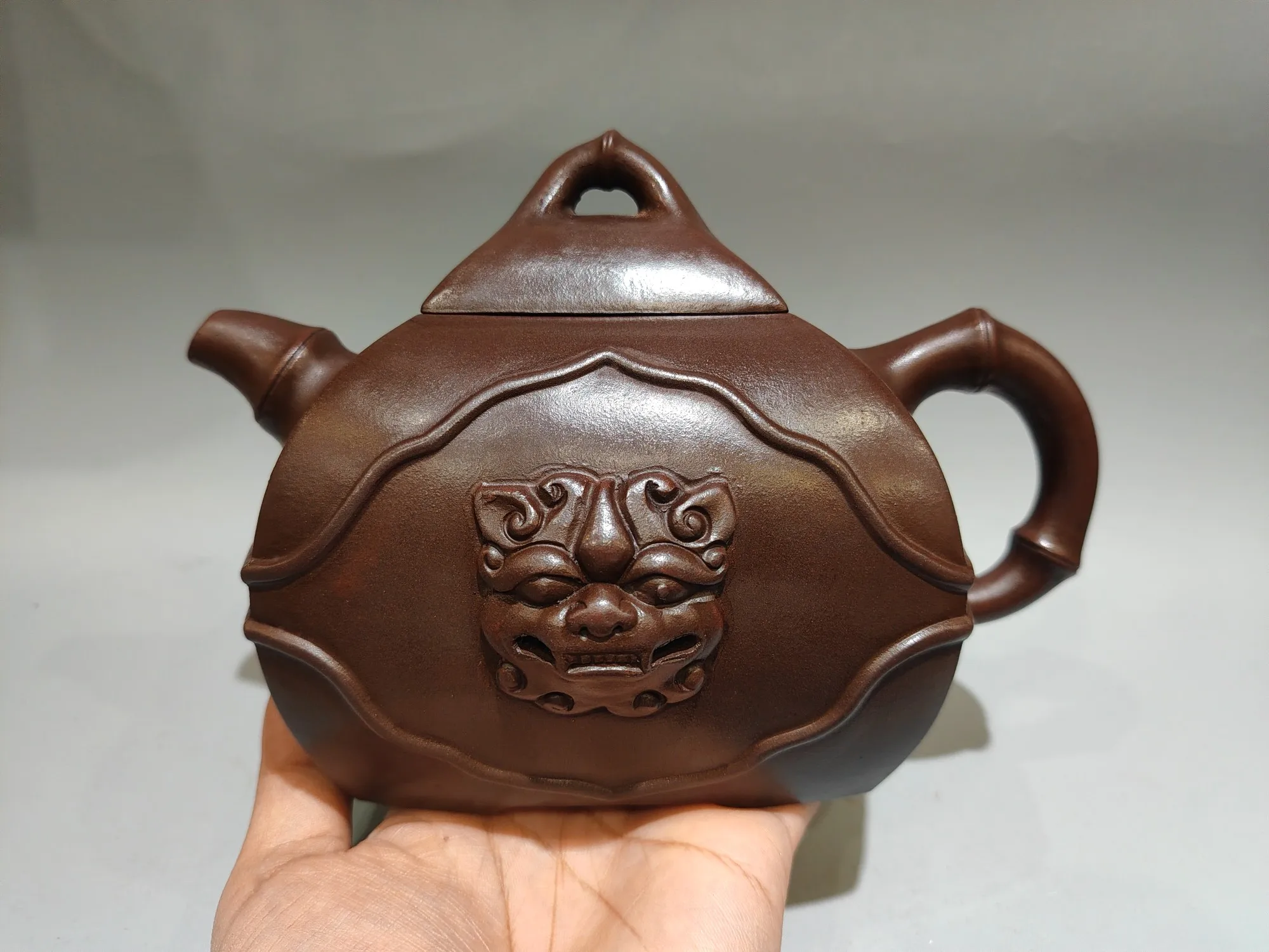 Purple Clay Teapot awe the world Beast Head Pattern Four sided teapot Kettle Teapot Flagon Gather fortune Office