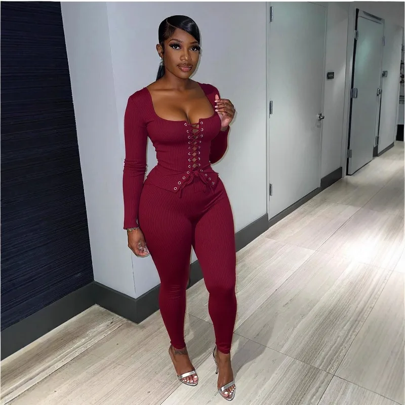 

Женский ребристый комплект из 2 предметов с люверсами на шнуровке и квадратным вырезом, тонкие футболки с длинными рукавами, топы + узкие брюки с высокой талией, повседневные костюмы