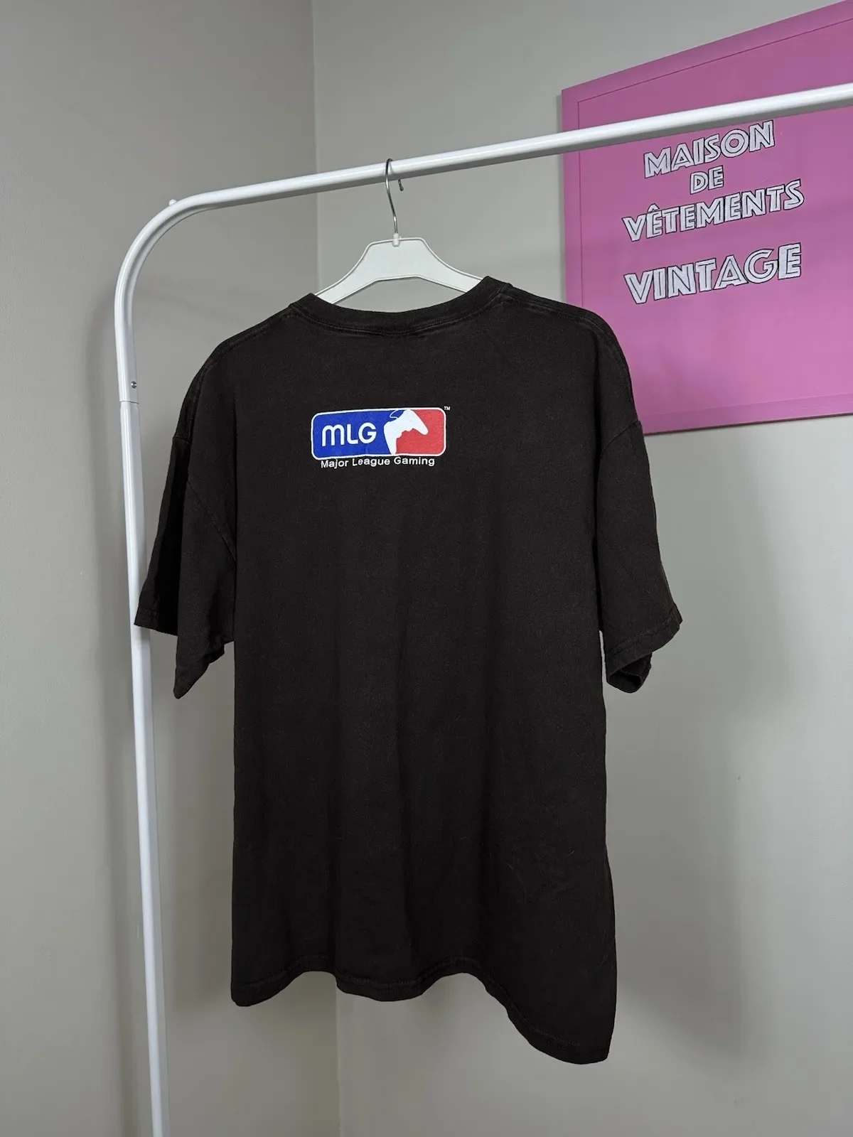 Футболка MLG Major League Gaming Dr. Pepper в винтажном стиле с принтованным логотипом, размер L, коричневая.