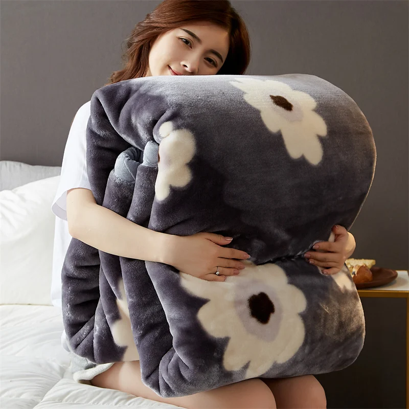 New Raschel plush thickened warm blanket 1PC 150/180/200cm nap air-conditioned room the aircraft  machine washable