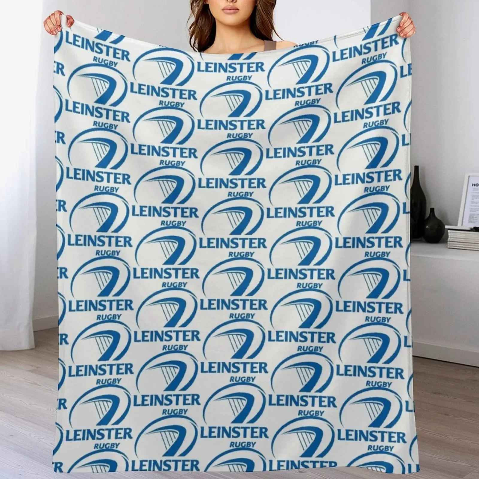 

Leinster Icon Throw Blanket Beach Decorative Throw Retros Picnic Blankets