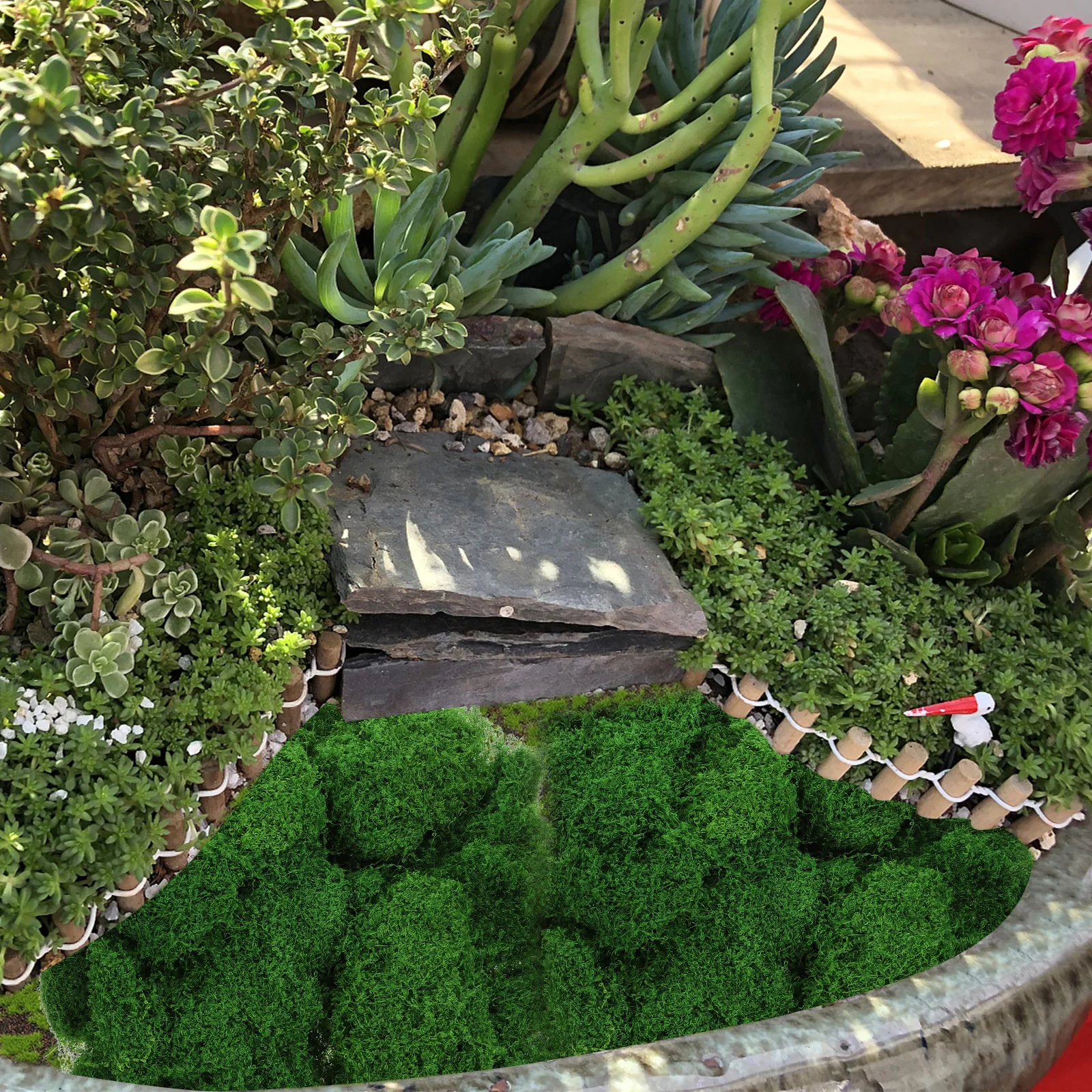 

1Set Fake Moss Ornaments for Plants Indoor Vivid Artificial Moss for Wall Decor Craft Projects DIY Green Decor