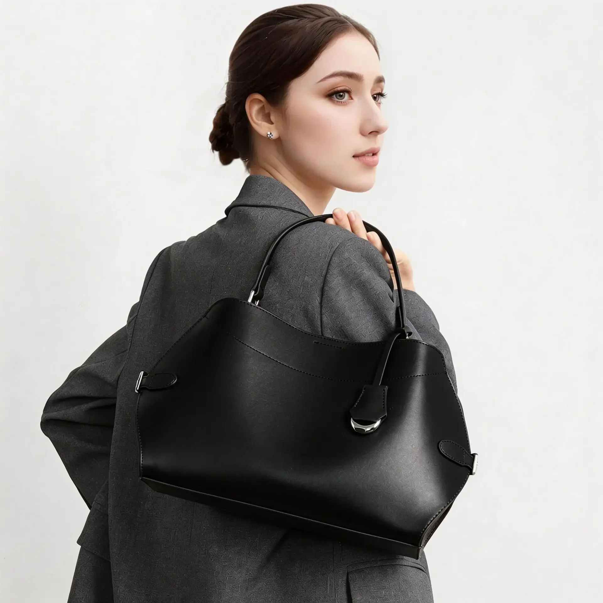 

100% Genuine Leather Commuter Diaper Bag Women Backpack Messenger Handbag Classic Elegant Travel Party Bag