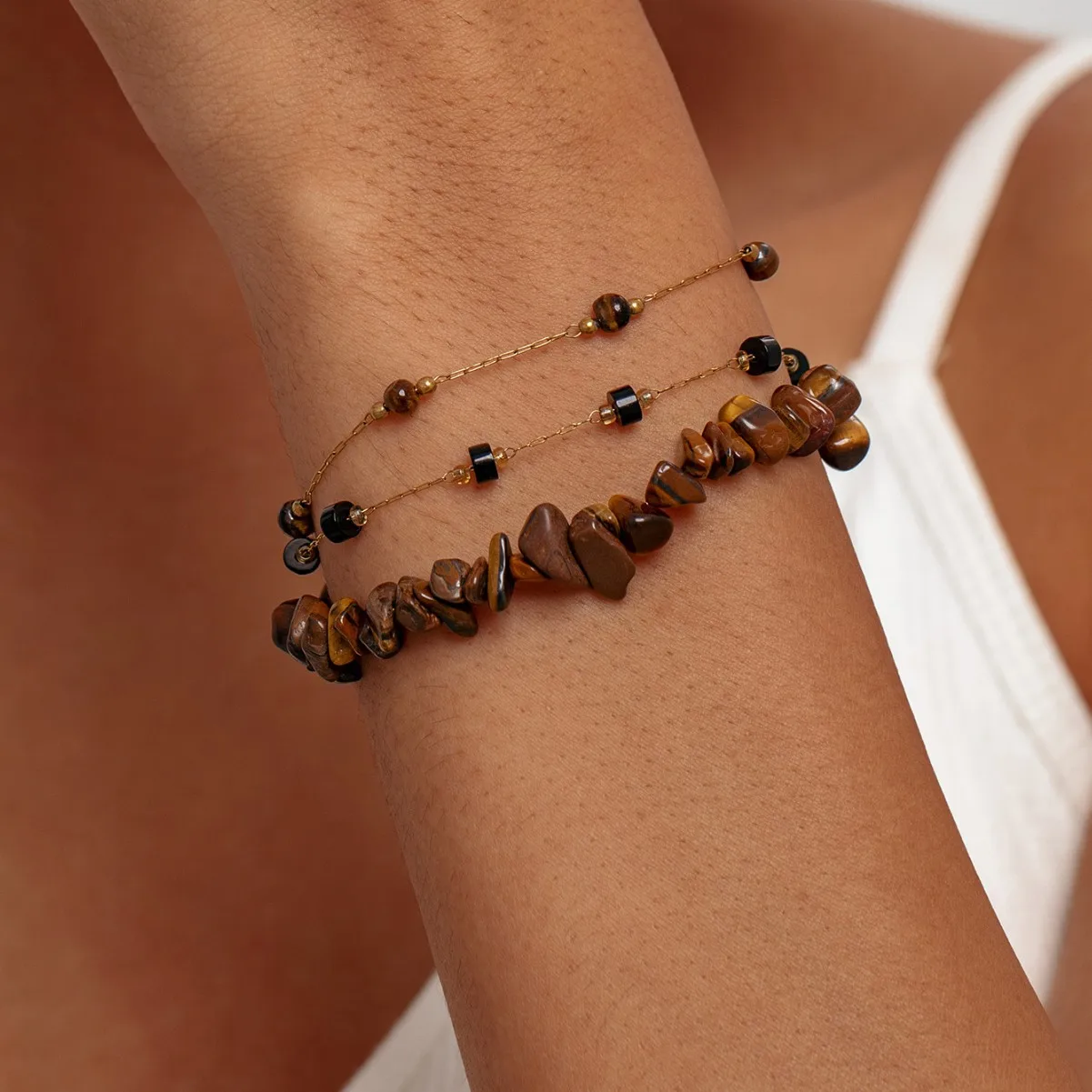 JINDOOR Bohemian Multi-Layer Natural Stone Bracelet – Irregular Tiger Eye Beads with Gold Accented Beads for Stylish Stacking