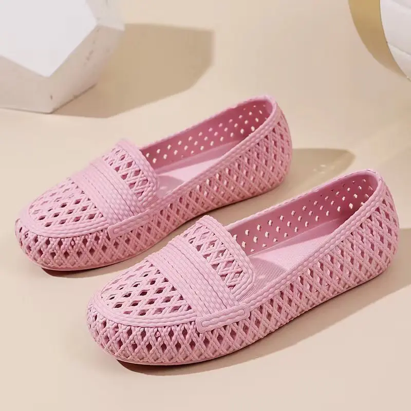 New Summer Style Fashionable and Comfortable Flat-soled Casual Outer Wear Non-slip Fashionable Toe-cap Sandals for Women view 2