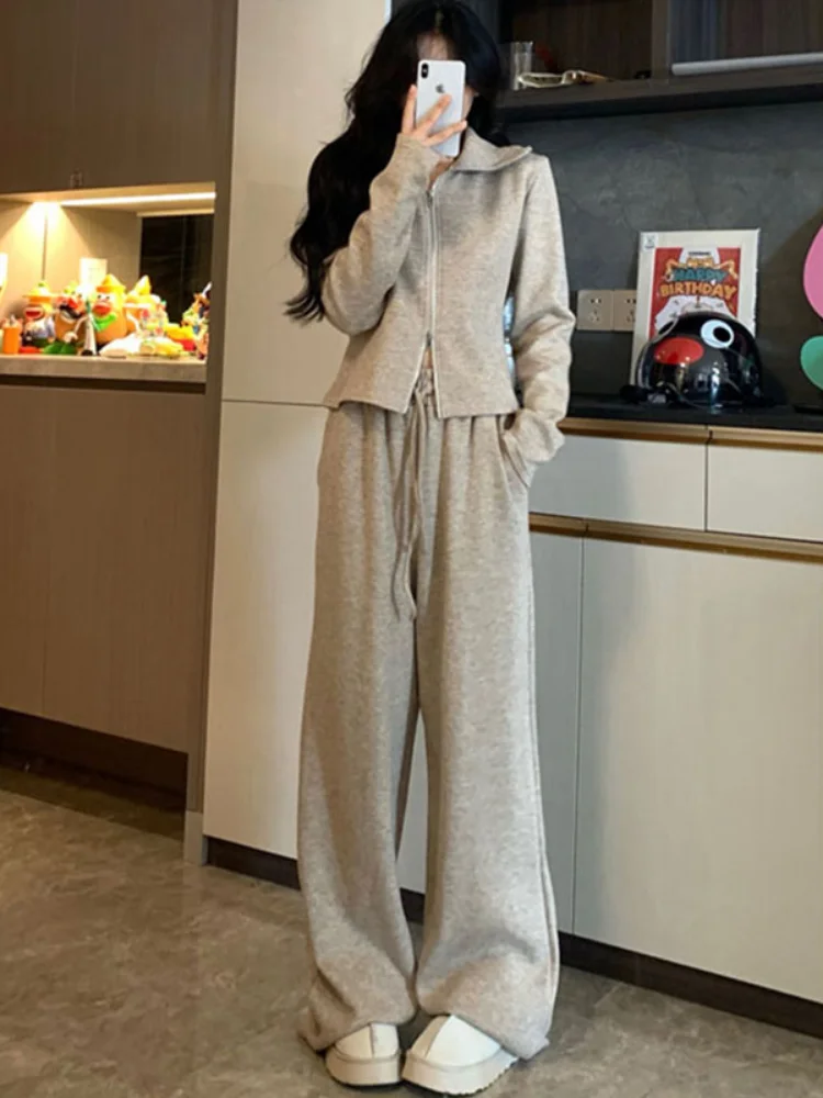 

Fashionable Casual Top Bottom Set Women's Wide Leg Pants Sweatshirt Two Piece Set Age Defying Autumn Winter New Arrival