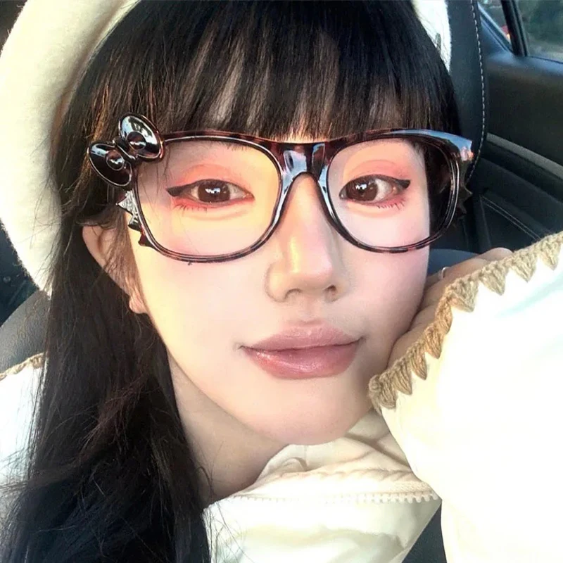 

Vintage Y2K Leopard Print Cat Eye Glasses Frame Fashion Casual Decor Eyewear Trendy Eyeglasses for Women Black Glasses Frame