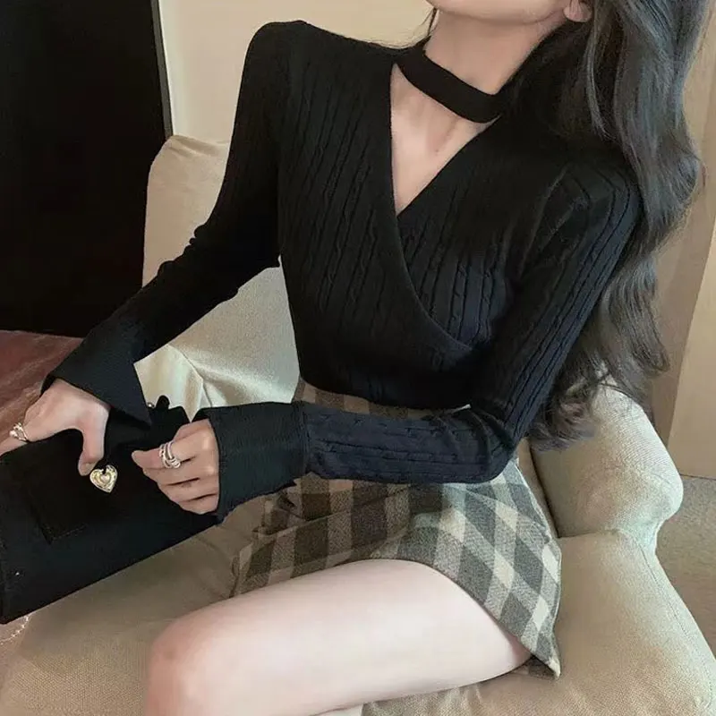Halter V-Neck Knitted Pullovers Spring Autumn Slim Long Sleeve Women's Clothing Stylish Cross Strap Basic Solid Color T-shirt