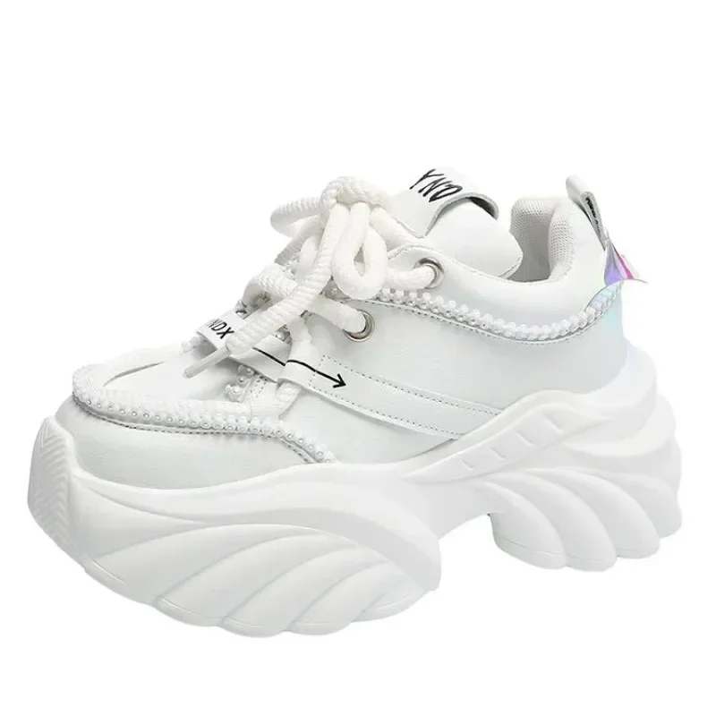 

Новинка 2023 года, дышащие кроссовки 7,5 см, женские осенние модные спортивные туфли на скрытом каблуке для папы, кроссовки на толстой подошве на танкетке и платформе, массивные кроссовки