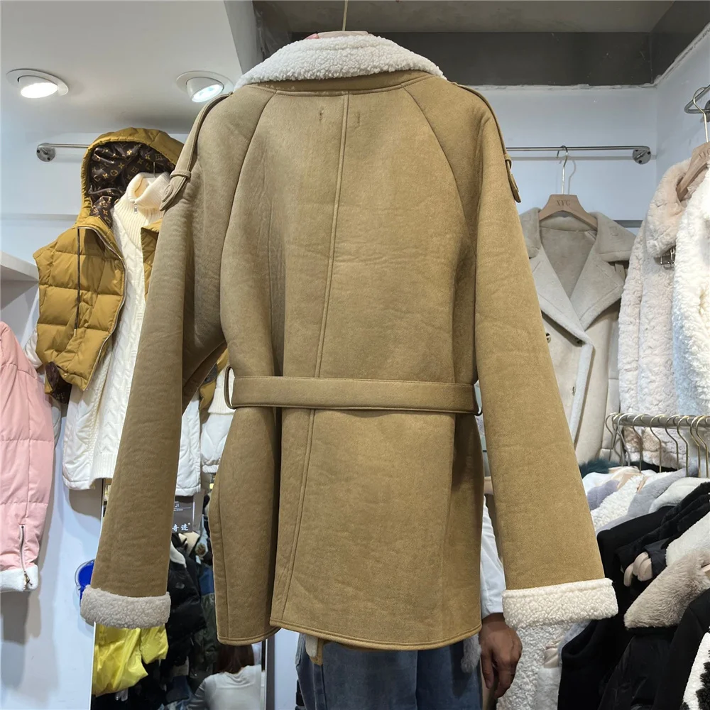 Per il 2023 cappotto di pelliccia sintetica donna inverno nuovo agnello lana pelle scamosciata colletto rovesciato Trench giacca di pelliccia Double face capispalla femminile Y3298