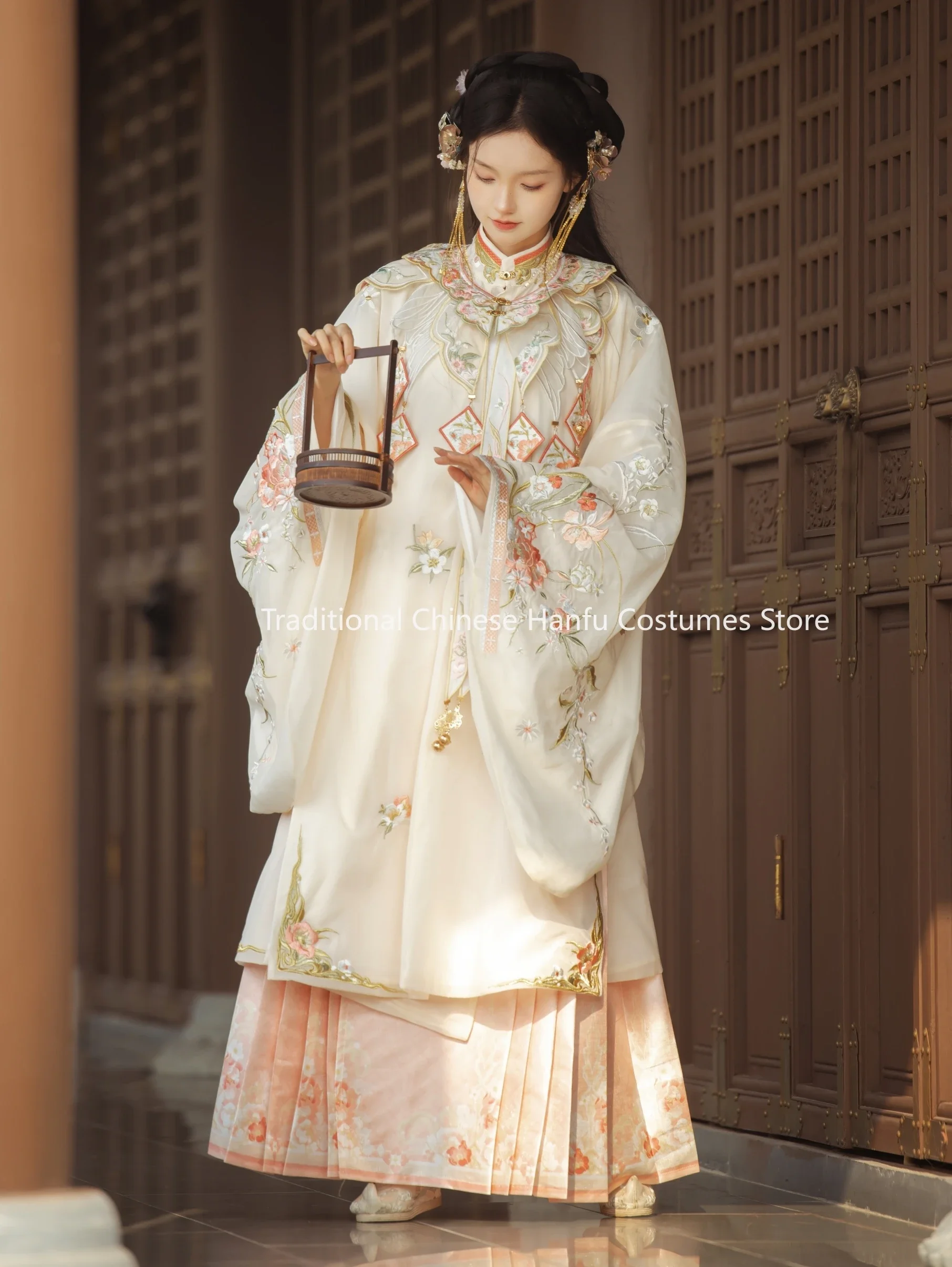 New Product Original Hanfu Female Ming Made Horse Skirt Embroidery Cloud Shoulder Stand-up Collar Shirt Spring Style