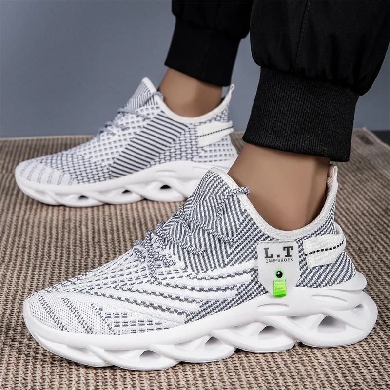 Nieuwe Grote Heren Casual Sportschoenen Outdoor Sport Dikke Zool Mode Lichte Anti-Slip Kleding Heren Vrijetijdsschoenen