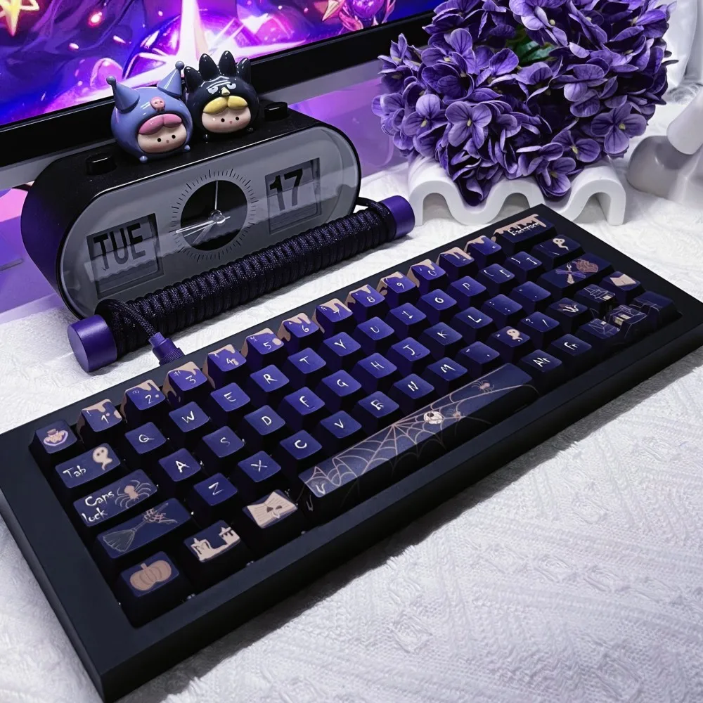 Imagem -03 - Festa de Gala da Bruxa Pequena Halloween Tema Estilo Pbt Keycaps Roxo Keycaps Cereja Altura Teclado Mecânico Interruptor mx